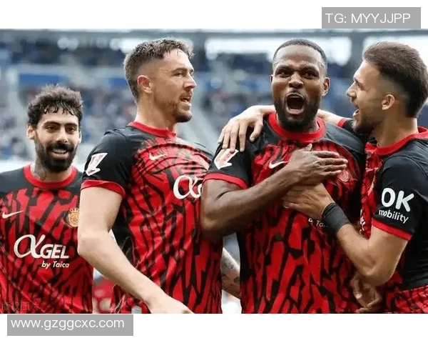 切沃与诺瓦拉激战正酣谁能在这场较量中笑到最后